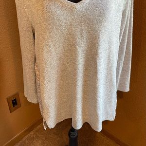 Liz Claiborne long sleeve top